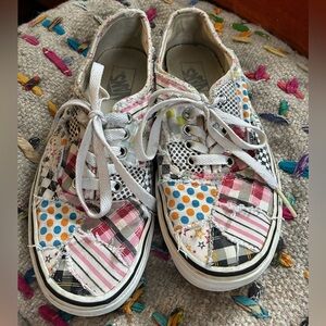 Vans women’s Patchwork Low-Top Sneakers - White, Pink, Blue, Orange, Black